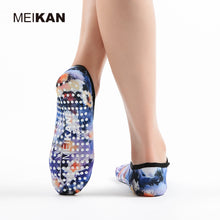 MEIKAN Yoga Printed Socks